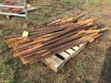 PALLET OF USED T POSTS