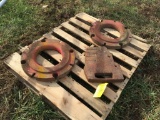 (2) WHEEL WEIGHTS FOR IH TRACTOR&1SUITCASE WEIGHT