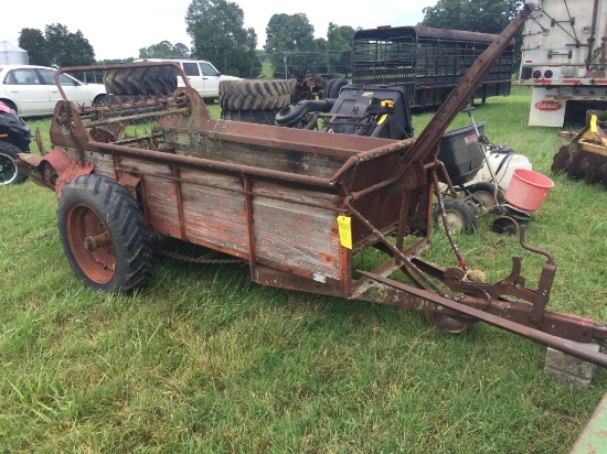 NEW IDEA MODEL 18 PULL TYPE MANURE SPREADER