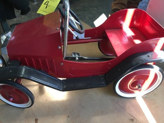 PEDAL CAR