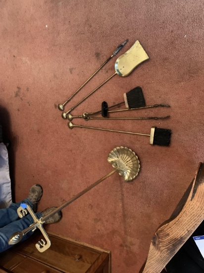 BRASS FIREPLACE SET