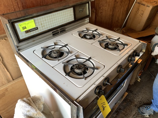 CROWN GAS RANGE OVEN-4EYES&BROILER COMPARTMENT