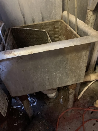 SILVERWARE SOAKING SINK  17"X17"X36"