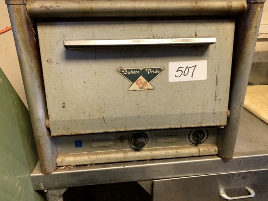 BAKERS PRIDE PIZZA OVEN  20"X18"X24"