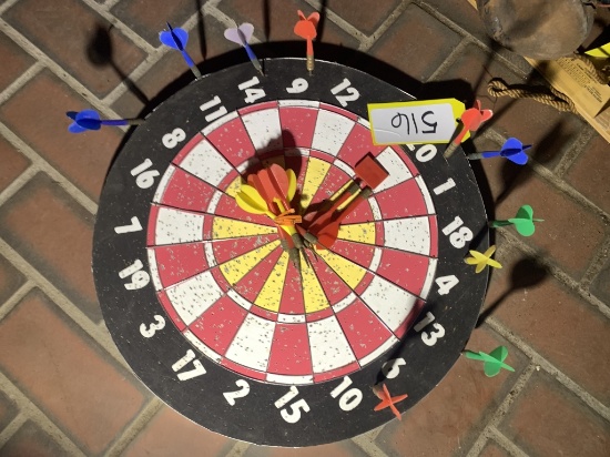 18" DART BOARD WITH DARTS