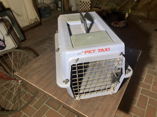 SMALL PET TAXI