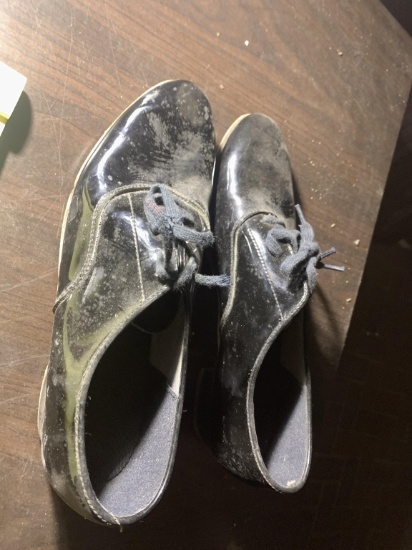 VINTAGE TAP SHOES