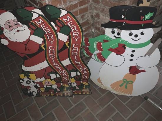 (4) CHRISTMAS DECORATIONS