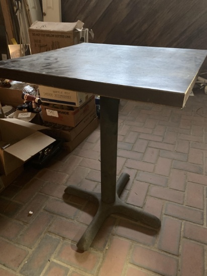 24"X30" TABLE