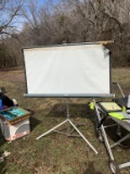 DA LITE PROJECTION SCREEN W/STAND