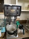 BUNNOMATIC COFFEE MAKER & 2 GLASS COFFEE POTS
