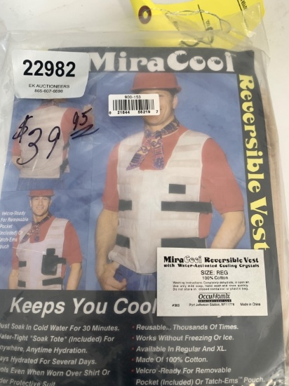 MIRA COOL VEST, (2) ANTIQUE SKILLETS