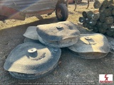 (4) MINERAL FEEDERS