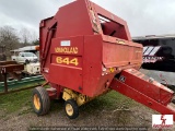 NEW HOLLAND 644 ROUND BALER