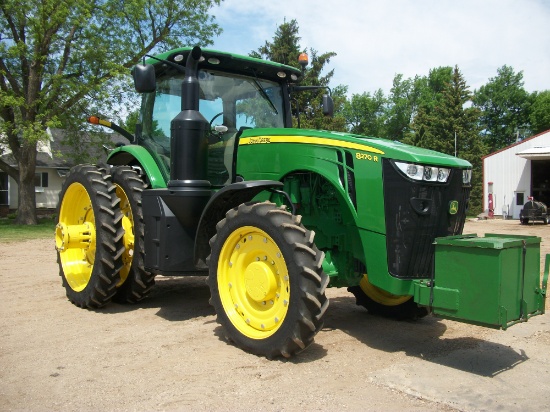 2015 John Deere 8270R MFWD