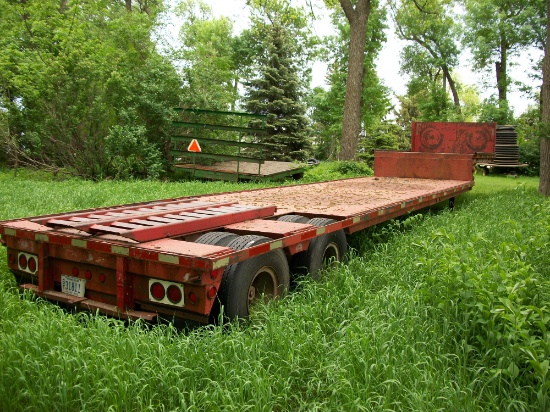 1979 Delta Drop Deck Trailer