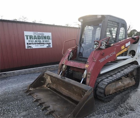 2015 TAKEUCHI TL12 SKID STEER LOADER