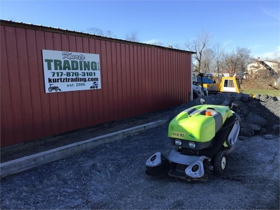 2011 GREEN MACHINE 414RS SWEEPER