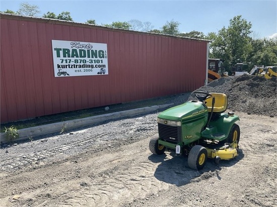 2003 JOHN DEERE LX277 RIDING MOWER