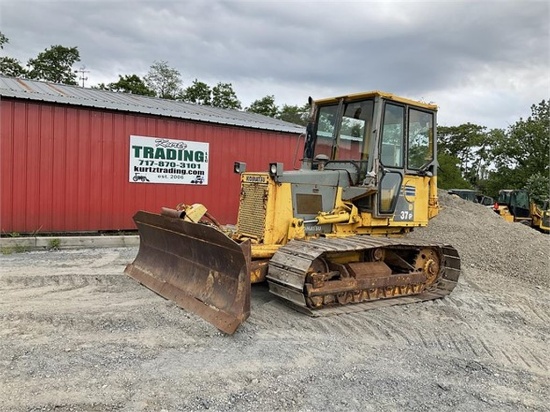 2003 KOMATSU D37P DOZER