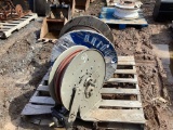 STEEL CABLE AND HOSE REEL