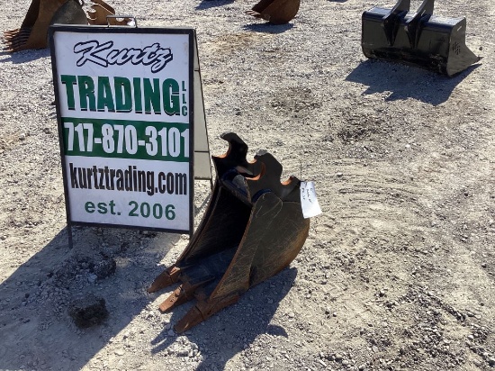 KUBOTA K7872A 12" QUICK ATTACH BUCKET