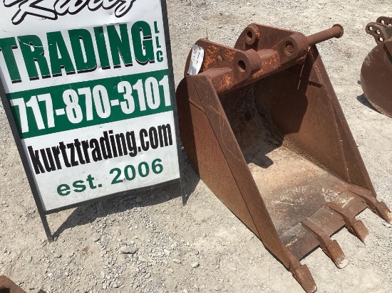 24" PIN ON BUCKET