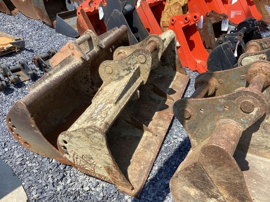 60" BUCKET WITH PINS