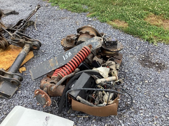 PALLET OF BOBCAT PARTS, DRIVE MOTORS, IDLERS, COUPLERS