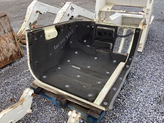 BOBCAT 442 HOOD
