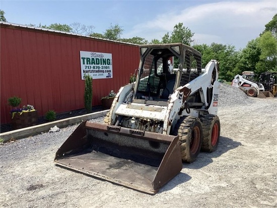 2011 BOBCAT S205 SKID STEER LOADER