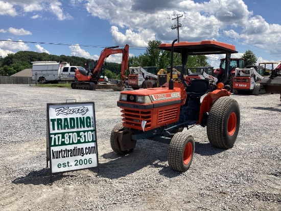 KUBOTA L2050 COMPACT TRACTOR