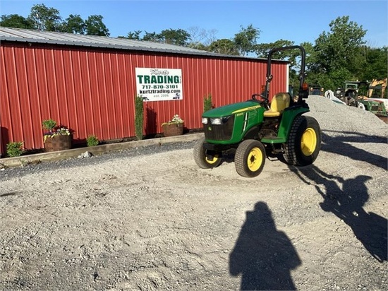 2017 JOHN DEERE 3025E COMPACT TRACTOR