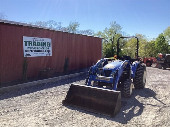 2015 NEW HOLLAND BOOMER 35 COMPACT TRACTOR