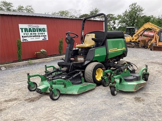 2004 JOHN DEERE 1600 RIDING MOWER