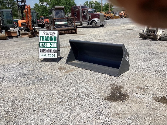 NEW KUBOTA K7172 72" BUCKET