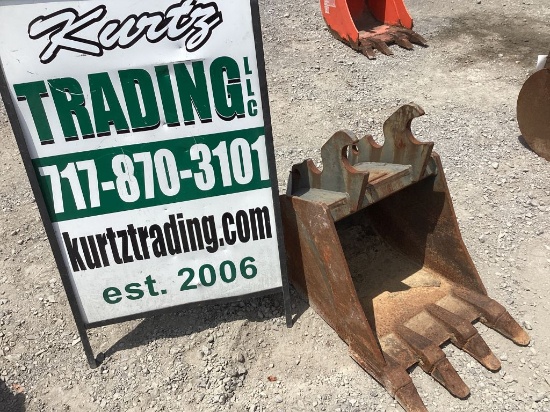 KUBOTA K7874 18" QUICK ATTACH BUCKET