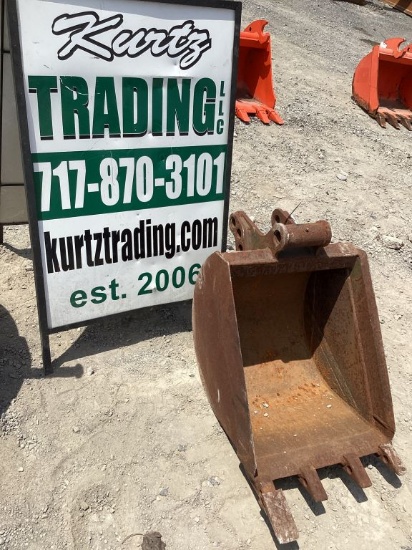 18" PIN ON BUCKET