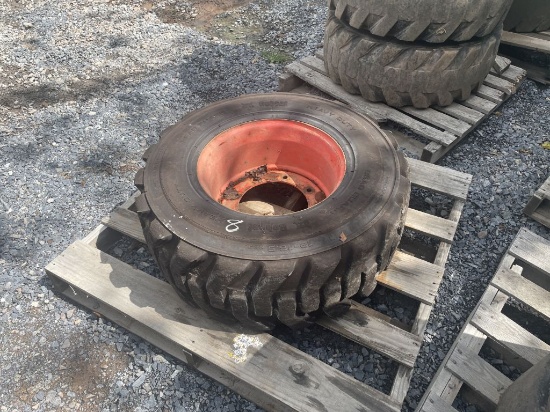 12-16.5 TIRE ON BOBCAT WHEEL