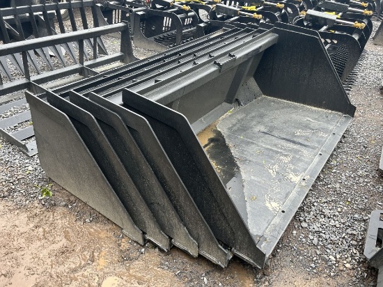 WILDCAT 68" SNOW AND MULCH BUCKET