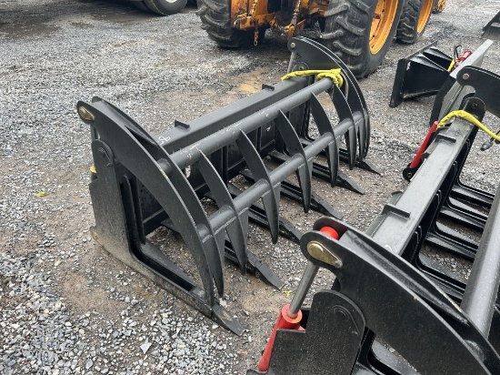 WILDCAT 68" HEAVY DUTY LOG GRAPPLE W/ TEETH