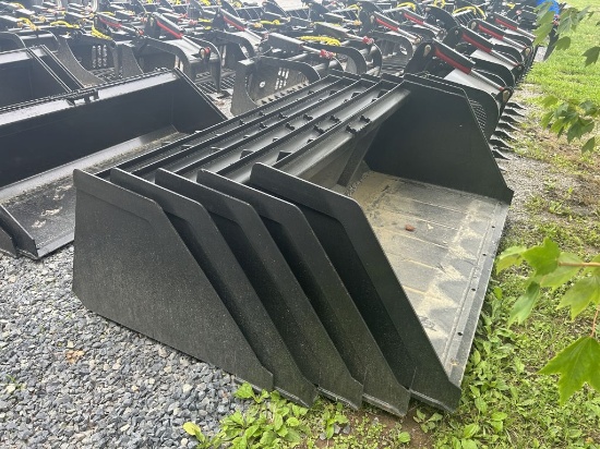 WILDCAT 72" SNOW AND MULCH BUCKET