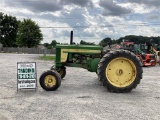 1957 JOHN DEERE 620 FARM TRACTOR