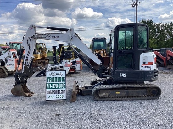 2016 BOBCAT E42 MINI EXCAVATOR