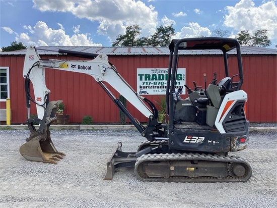 2019 BOBCAT E32 MINI EXCAVATOR