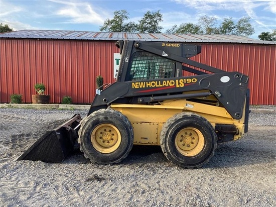 2005 NEW HOLLAND LS190 SKID STEER LOADER