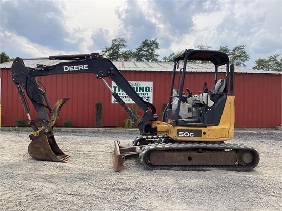 2017 DEERE 50G MINI EXCAVATOR