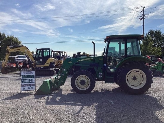 2005 JOHN DEERE 5425 FARM TRACTOR