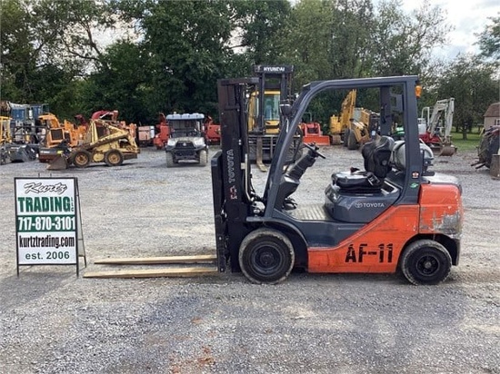2017 TOYOTA 8FGU25 FORKLIFT