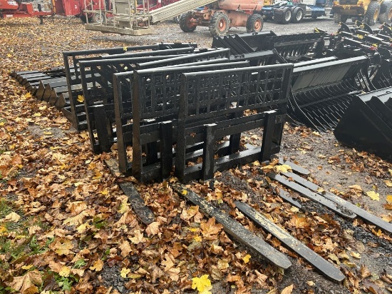 NEW WILDCAT 48" PALLET FORKS